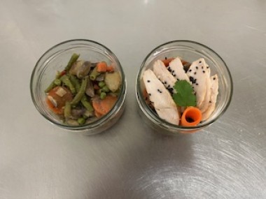Blanc de poulet roti , Légumes printaniers